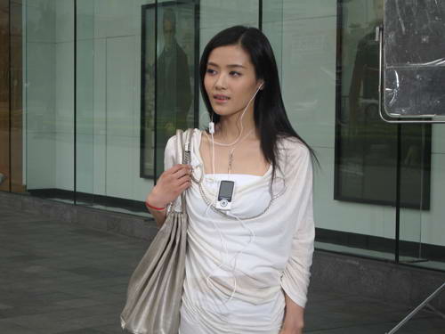 汤嬿最新动态曝光，令人惊喜的消息！