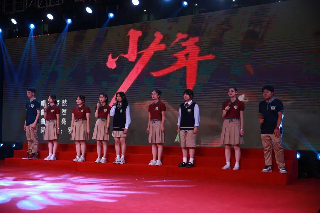 探寻神秘仙境的现代传奇，蜀山新篇