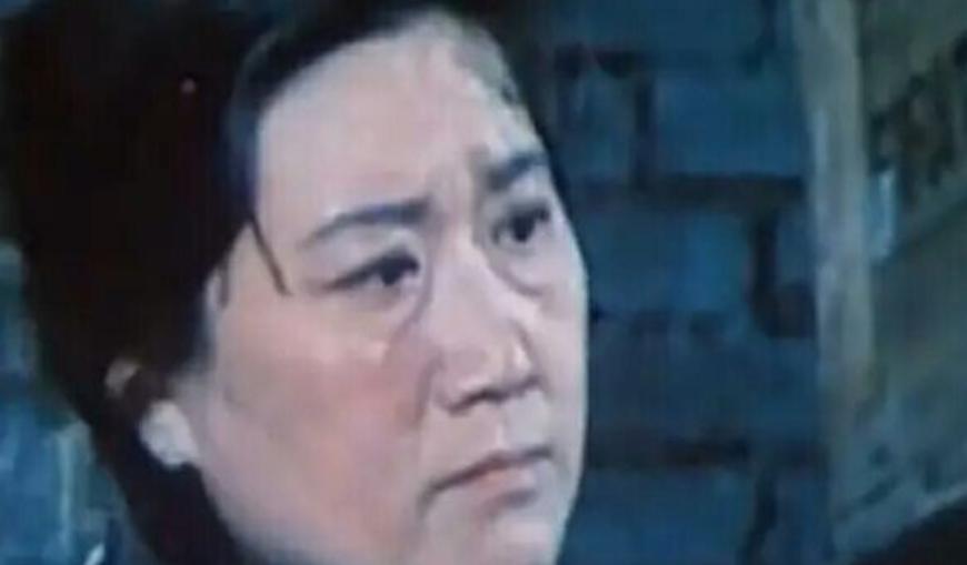 传统与现代交融，老相声演员的技艺传承与创新之路