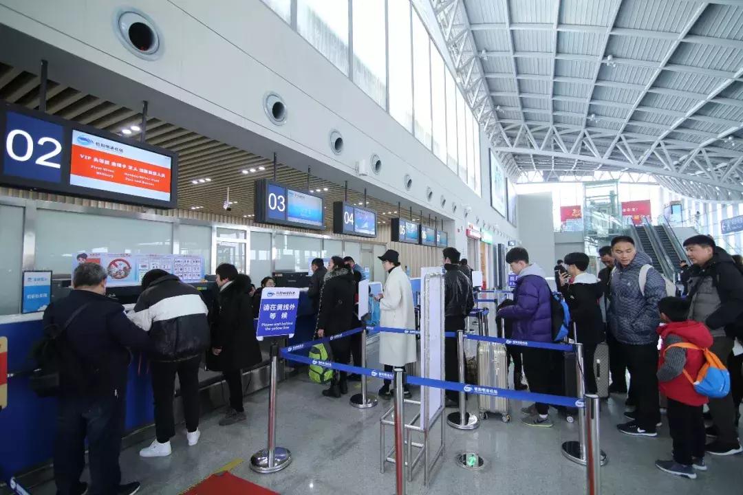 最新免费机场优惠信息，自信飞翔，成就感的旅程启程