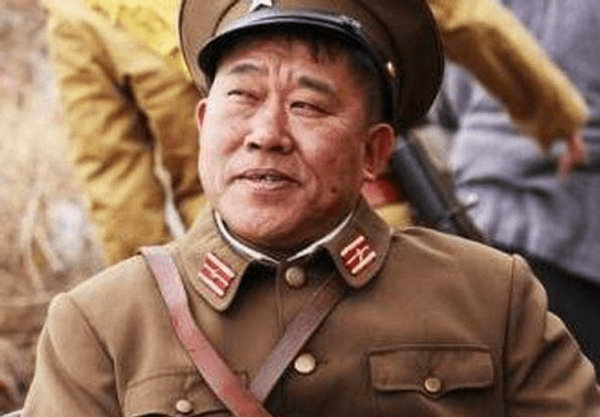 反派演员杜，银幕之影的独特魅力